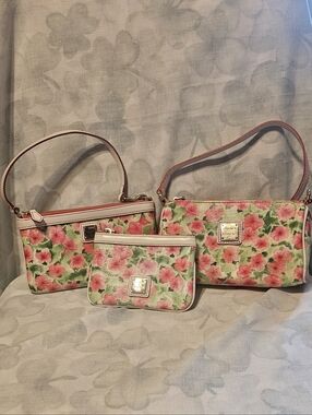 Dooney and Bourke Pink Petunias Mini Barrel Bag Large Slim Wristlet, Medium Case